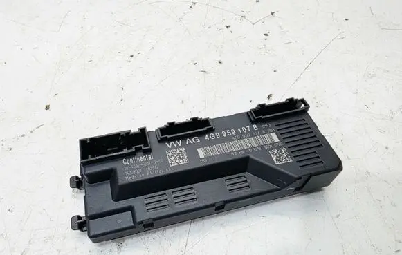 Audi A6 C7 Trunk lid opening control unit 4G9959107B