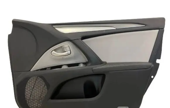Toyota Avensis T270 Front door card panel trim