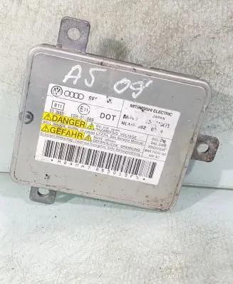 Audi A5 8T 8F Headlight ballast module Xenon 033689 10r023689