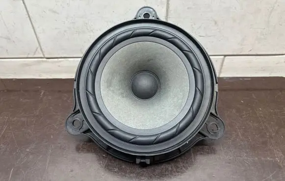 Renault Koleos II Rear door speaker 281440245R
