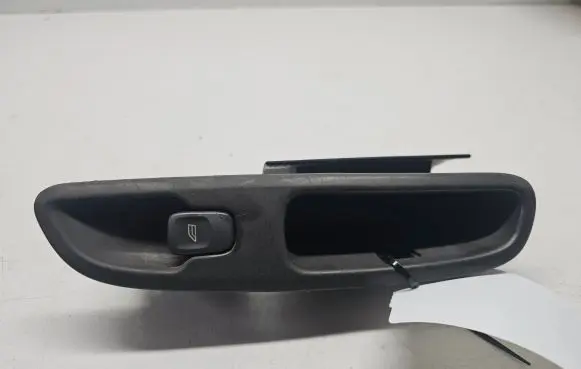 Volvo V70 Electric window control switch 9472275