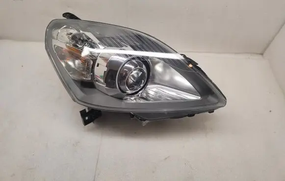 Opel Zafira B Headlight/headlamp