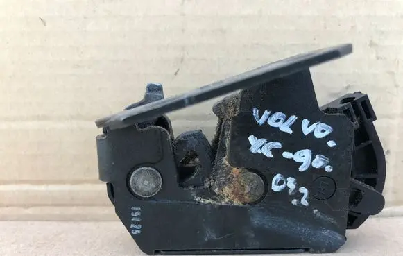 Volvo XC90 Tailgate/trunk/boot lock/catch/latch 30649106