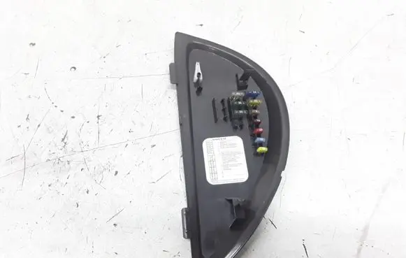 Volvo XC90 Dashboard side end trim 30722572