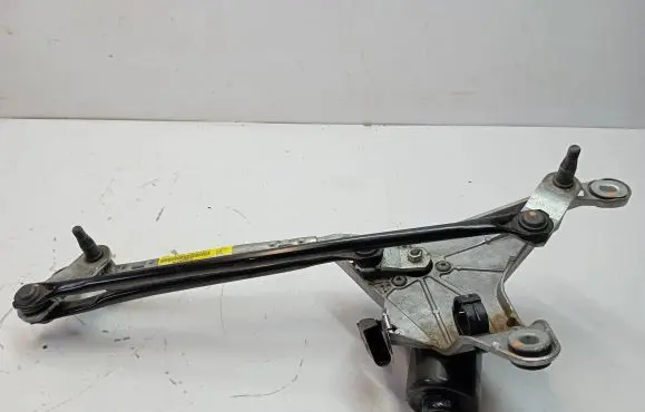 Maserati Levante Front wiper linkage and motor 670105773
