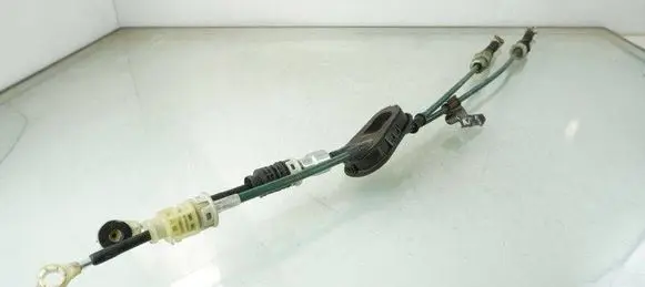Nissan Micra Gear shift cable bracket 
