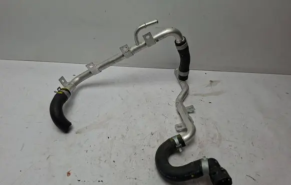 Hyundai Kona I Coolant pipe/hose 