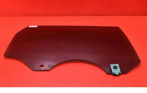 Volkswagen Touareg I Rear door window glass 