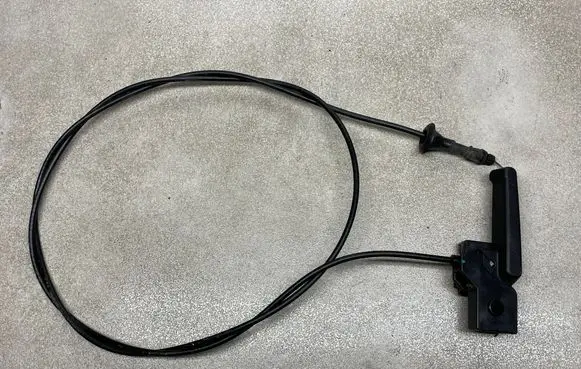 Engine bonnet/hood lock release cable