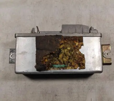 Volkswagen Transporter - Caravelle T4 ABS control unit/module 701907379