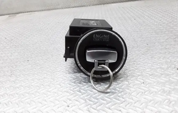 Volkswagen PASSAT B6 Ignition lock 3C0905843
