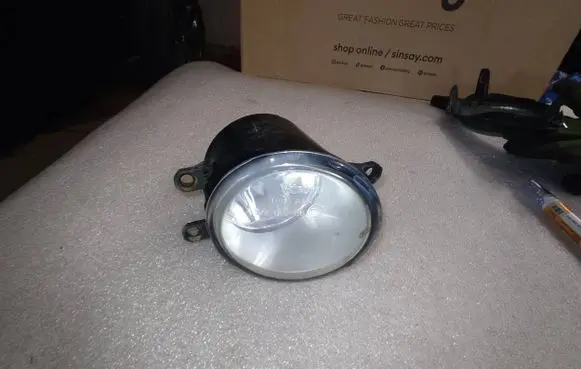 Toyota RAV 4 (XA30) Front fog light 812100D042 89207405 2407022620