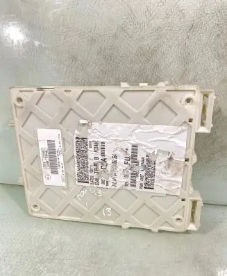 Ford Focus Fuse module Bv6n14a073ft Dj63262130109