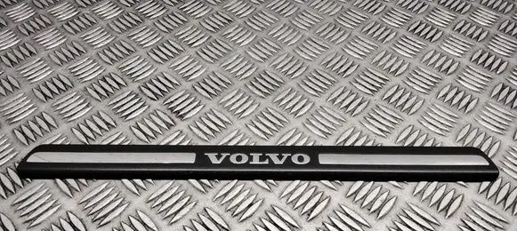 Volvo V70 Side skirt front trim 8659960