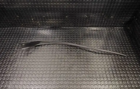 Windshield trim