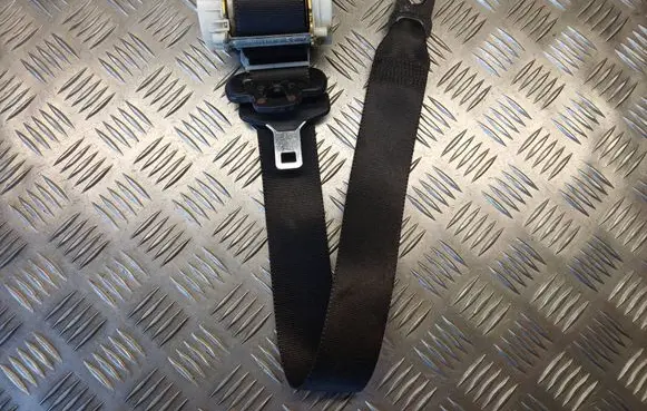 Ford Focus Front seatbelt 4M51A61294AK