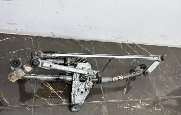 Volkswagen PASSAT B6 Front wiper linkage and motor 3C1955023B