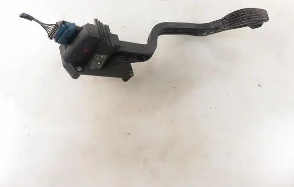 Fiat Doblo Accelerator throttle pedal 0281002415 46778586