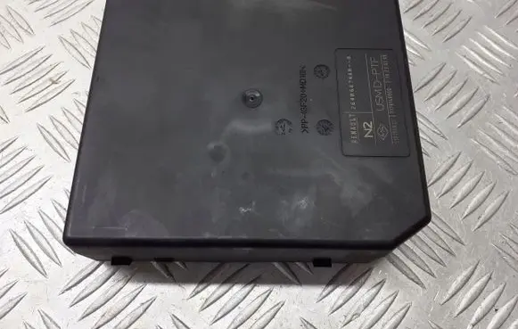Renault Laguna III Fuse box set 364B68744R