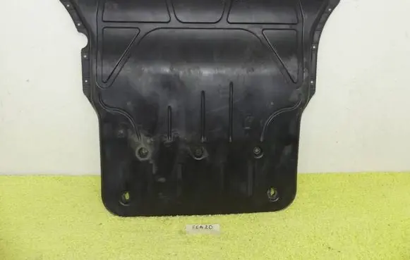 Audi A3 8Y Engine splash shield/under tray 5WA825236D