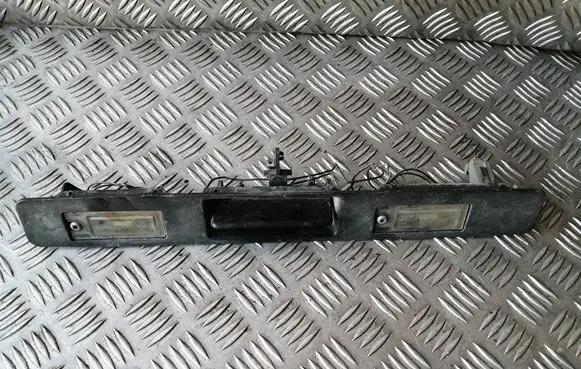 Volvo V70 Trunk door license plate light bar 9203101