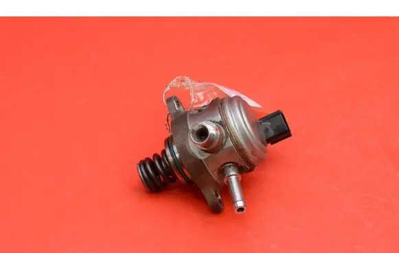 Suzuki Grand Vitara I In-tank fuel pump 1521053S00