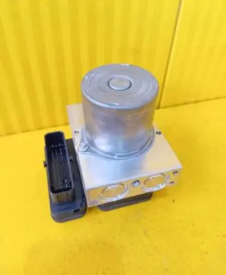 Mercedes-Benz S W223 ABS Pump A2949007000