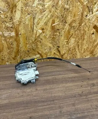 Audi A5 Sportback 8TA Rear door lock 8K0839015C