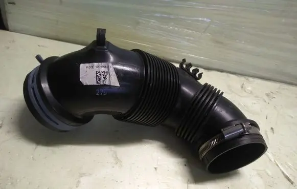 Volkswagen Golf VII Air intake hose/pipe 5Q0129654