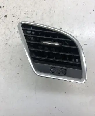 Audi A4 S4 B8 8K Dashboard side air vent grill/cover trim 8T1820902C