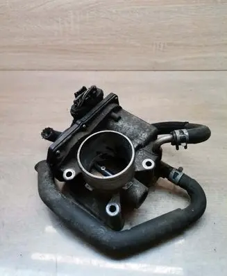 Toyota Corolla Verso AR10 Throttle body valve 220300D021 6A02