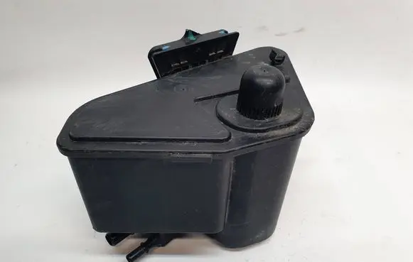 Mercedes-Benz A W176 Active carbon filter fuel vapour canister A2464700159 050913