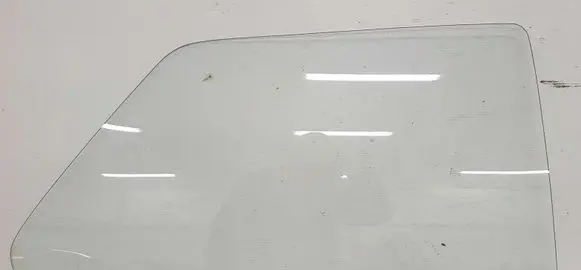 Volkswagen Golf I Rear side window 161845302