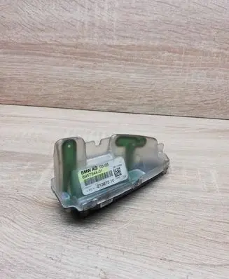 BMW 5 E60 E61 Aerial antenna amplifier 6957344