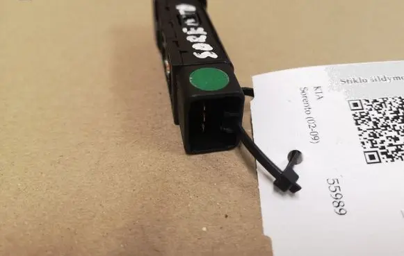 KIA Sorento Windscreen/window heater switch 621W05010 202002962