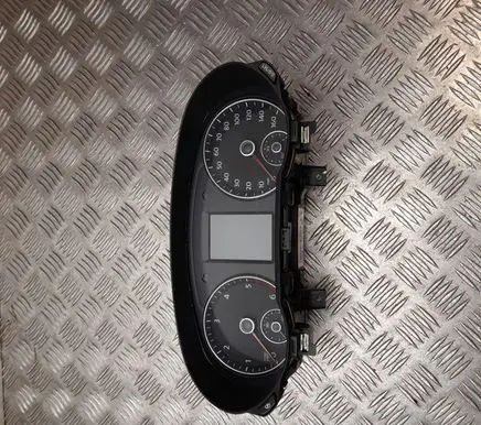Volkswagen Golf VI Speedometer (instrument cluster) 7N0920970A