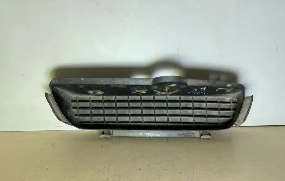 Volkswagen Golf III Front bumper lower grill 1H5853665