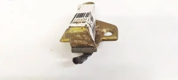 Ford Mondeo Mk III Front door lock loop/hook striker 96BGF21982AL