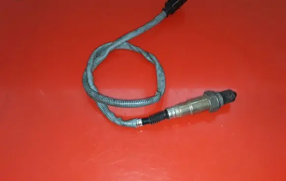 Mercedes-Benz C W204 Lambda probe sensor 0281004207