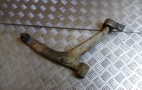Peugeot Partner Front lower control arm/wishbone