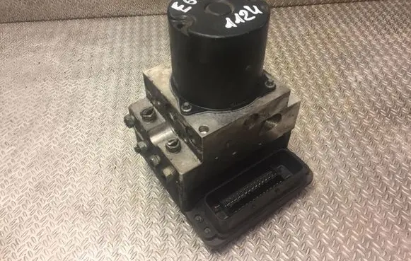 BMW 5 E60 E61 ABS Pump 6774679
