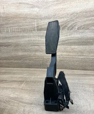 Opel Astra G Accelerator throttle pedal 09128851 0281002278