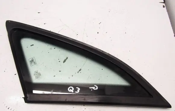 Audi Q3 8U Rear side window 134514