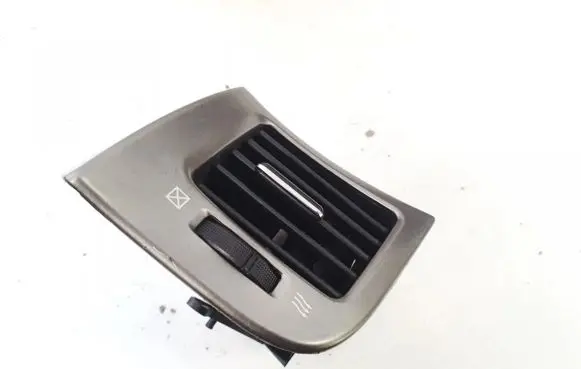 Toyota Avensis Verso Dash center air vent grill 5565044120 55650-44120