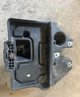 Dodge Nitro Battery tray 37983A 5536087