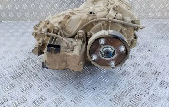 Toyota Hilux (AN120, AN130) Gearbox transfer box case RC60F