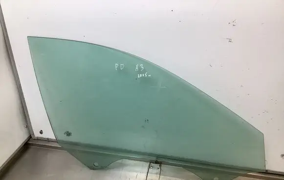 Audi A3 S3 8P Front door window glass four-door 43R001025 E000232