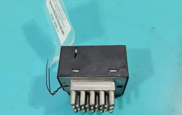 Hyundai Santa Fe Heater blower motor/fan resistor D608EBAAA02 IMPRK1564464