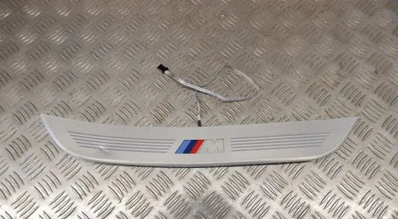 BMW 7 G11 G12 Rear sill trim cover 8061044