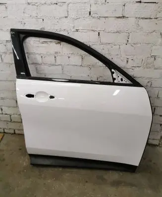Alfa Romeo Tonale Front door
